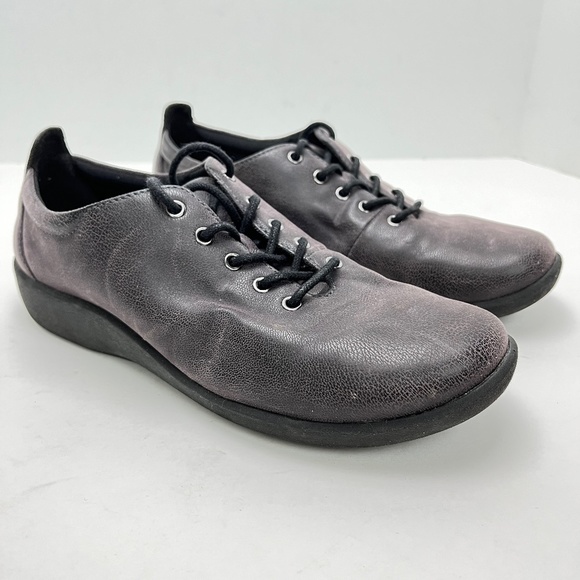 CLARKS CLOUD STEPPERS SOFT CUSHION Purple Casual Sneakers Flats Shoes sz 6.5 M - Picture 1 of 16